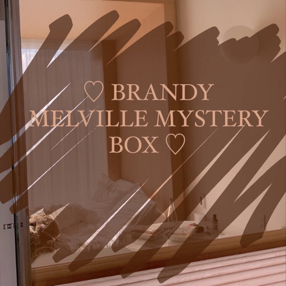 BRANDY MELVILLE MYSTERY BOX